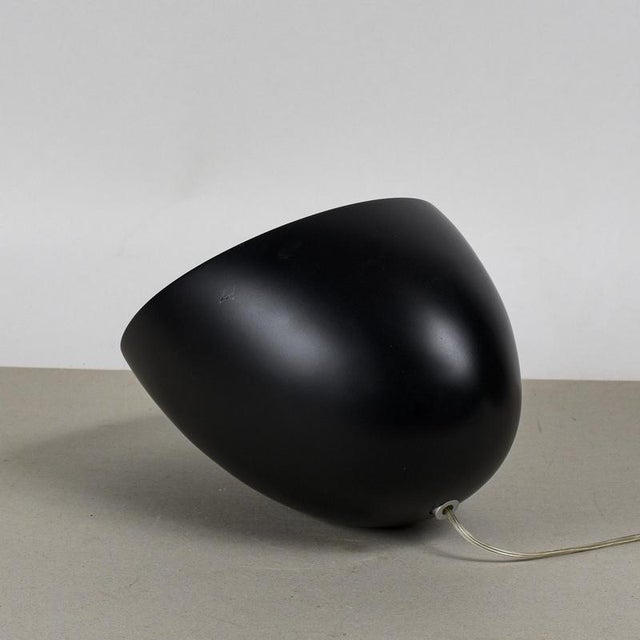 Mid-Century Modern Table Lamp in Black For Sale - Image 6 of 9