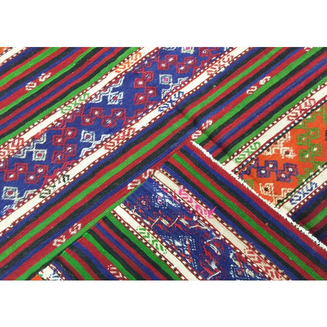 Traditional 1960s Turkish Kilim For Sale - Image 3 of 4