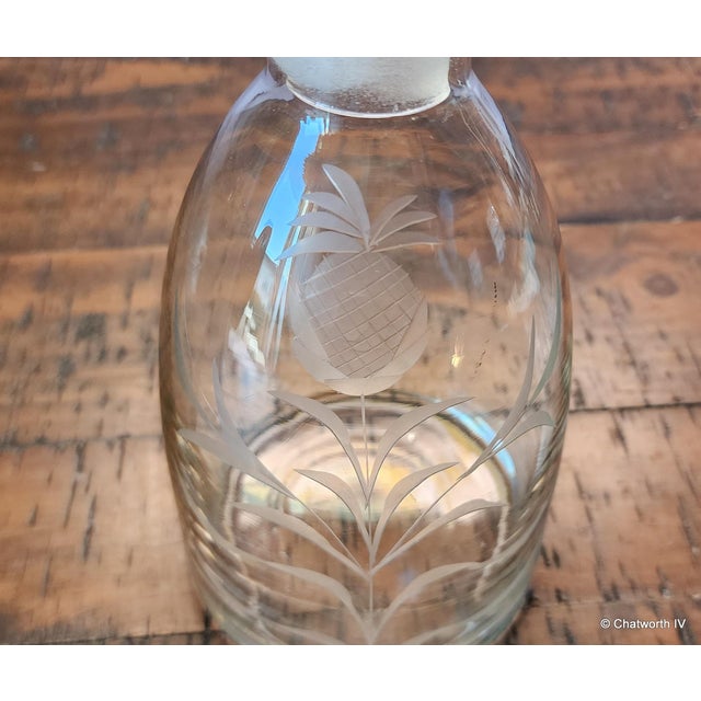 1970s Vintage Pineapple Etched Glass Fruit ~ Liquor Decanter W/ Stopper For Sale - Image 5 of 7