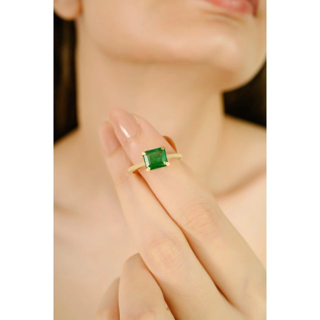 1.83 Carat Asscher Cut Emerald Roman Ring Size 5.5 in Solid 14k Gold For Sale In New York - Image 6 of 11