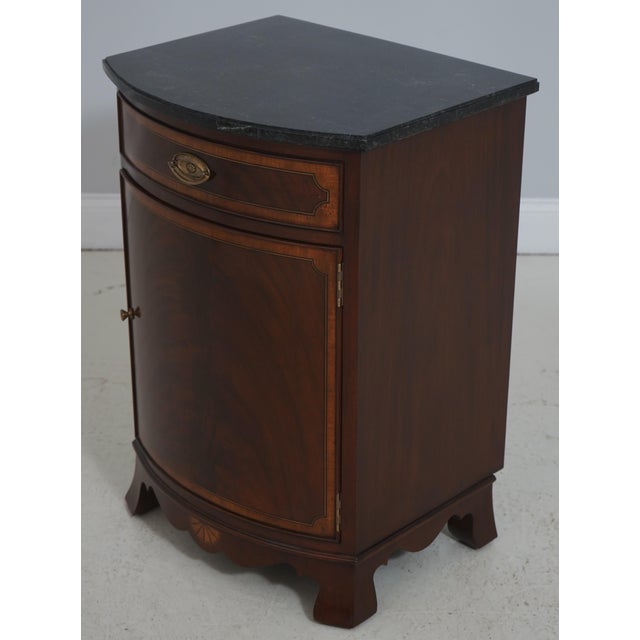 Traditional Scarborough House Pair Mahogany Marble Top Nightstands For Sale - Image 3 of 18