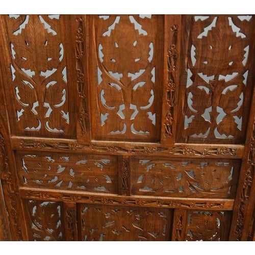 Mughal Revival Anglo-Indian Carved Hardwood Room Screen, 1920s For Sale - Image 3 of 15