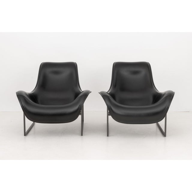 Antonio Citterio B&b Italia "Mart" Armchairs, Pair For Sale - Image 11 of 14