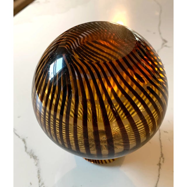 Vintage Murano Budvase in Brown Swirl For Sale - Image 4 of 4