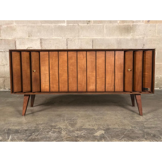 Zenith Mid Century Modern Stereo Console Radio Record Player Tv Stand Chairish