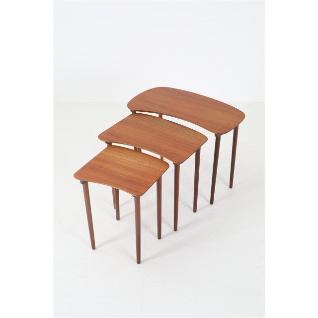 The table tops were restored and sealed with a satin finish. Correspondingly pleasant feel. Here are the dimensions:...
