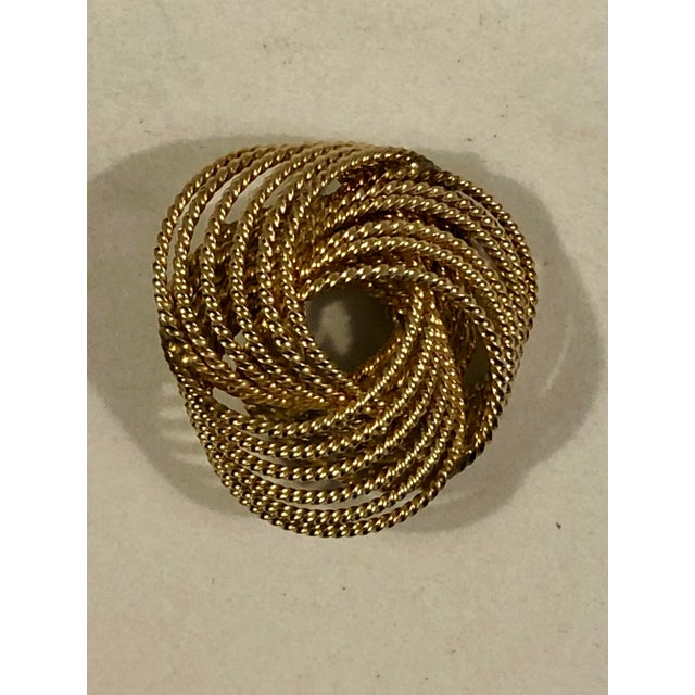 1940s Winard 12k Gold Filled Rope Swirl Brooch Pin For Sale - Image 4 of 13