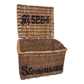 English Wicker Basket, 1920s For Sale