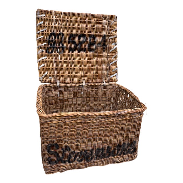 English Wicker Basket, 1920s For Sale