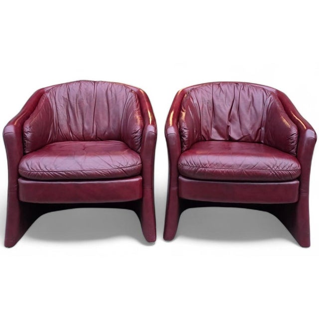 Postmodern Pair of Vintage Oxblood Leathercraft Postmodern Lounge/Club Chairs For Sale - Image 3 of 13
