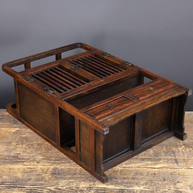 Vintage Chinese Huali Rosewood Curio Cabinet | Ming Style Display Shelf With Barred Doors For Sale In Los Angeles - Image 6 of 9