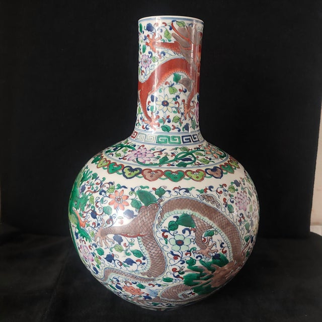 Chinese Ceramic Vase,Qianlong Marked Blue and White Porcelain Tianqiu Vase Hand Painted Dragon Pattern For Sale In Seattle - Image 6 of 13