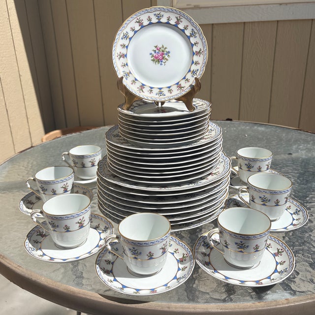 French Eight 5 Piece Place Settings of Bernaudaud Limoges Chateaubriand Blue For Sale - Image 3 of 6