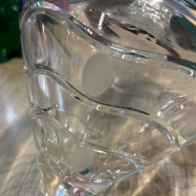 Traditional Crystal Decanter Top Resting Flat and Matching Stopper For Sale - Image 3 of 12