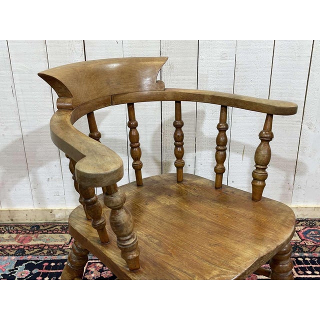 Antique English Rustic Armchair in Elm and Beech, 1800s For Sale - Image 4 of 16