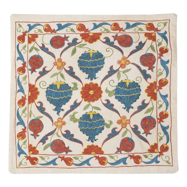 20"x20" 100% Silk Cushion Cover. Embroidered Pillowcase. New Throw Pillow For Sale