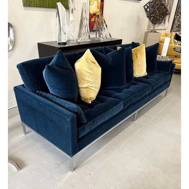 Florence Knoll 1960s Florence Knoll Sofa Reupholstered in Wool Mohair For Sale - Image 4 of 13