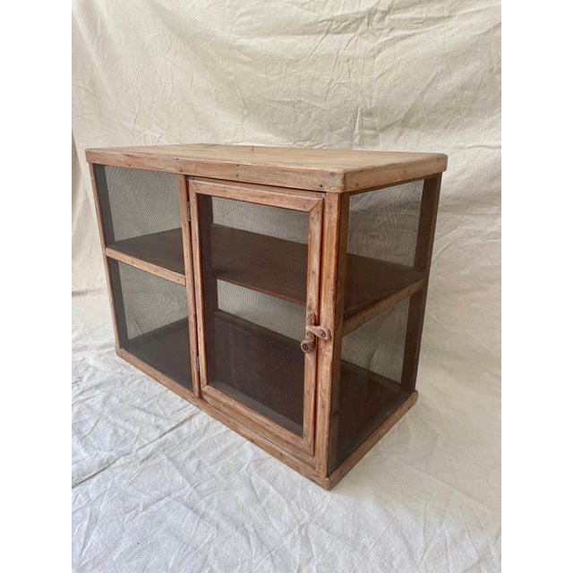 American Antique Counter Top Pine Pie or Cheese Safe Display Cabinet For Sale - Image 3 of 6