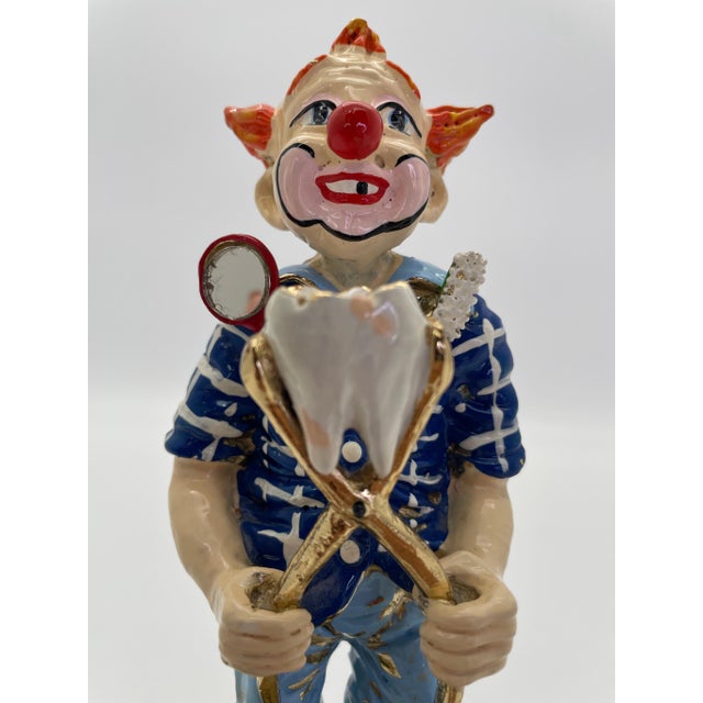 Figurative Signed 1984 Ron Lee Dentist Clown Sculpture With 24k Gold-Plated Accents on Natural Onyx Base For Sale - Image 3 of 9