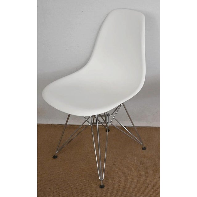 Metal DSR Chairs by Charles & Ray Eames for Vitra, 1960s, Set of 6 For Sale - Image 7 of 18