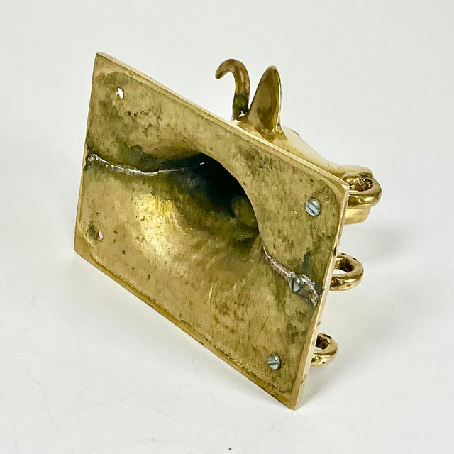 Mid-Century Boho Chic Farmhouse SoutwesternBrass Bull Wall Hooks - 3 Small Key, 1 Large Hook For Sale - Image 9 of 9