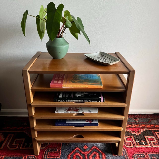 Mid-Century Modern Mid 20th Century Edward Wormley for Drexel Precedent Magazine Table Rack For Sale - Image 3 of 11