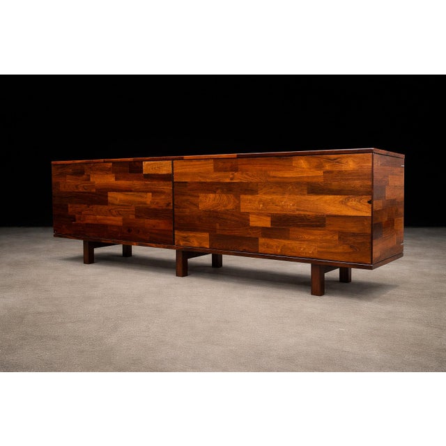 Brazilian Modern Credenza “Modular” in Rosewood, Jorge Zalszupin, Brazil, 1960s — Lot 480 For Sale - Image 13 of 14