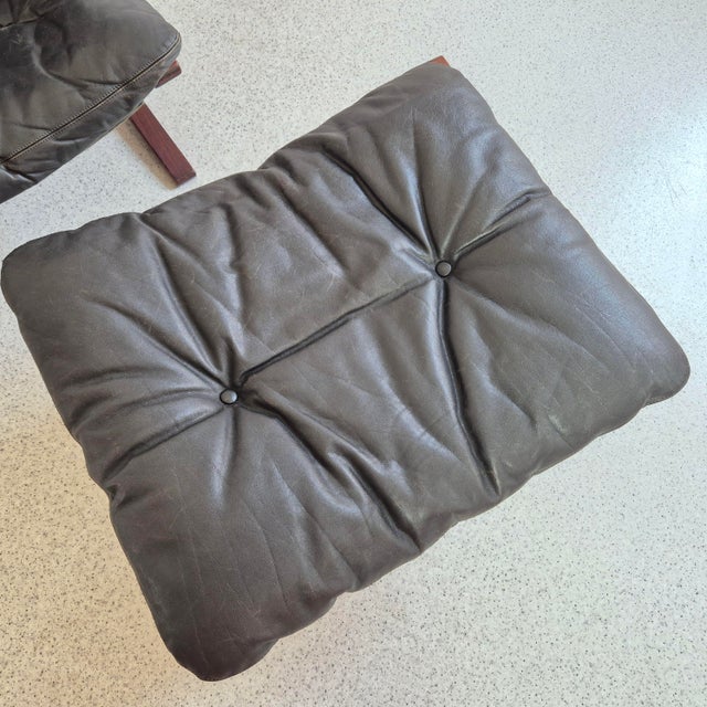 Set of Mid-Century Black Leather Siesta Chair and Ottoman by Ingmar Relling for Westnofa, 1960s For Sale - Image 10 of 11