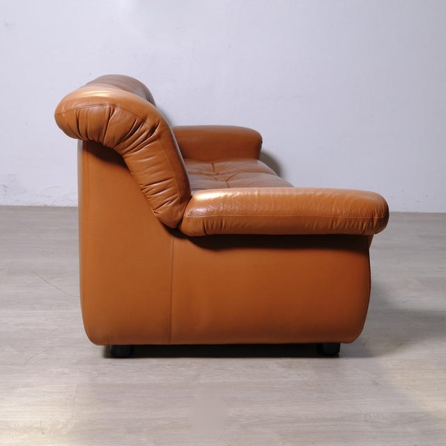 Italian Three-Seater Leather Sofa, 1970s For Sale - Image 15 of 18