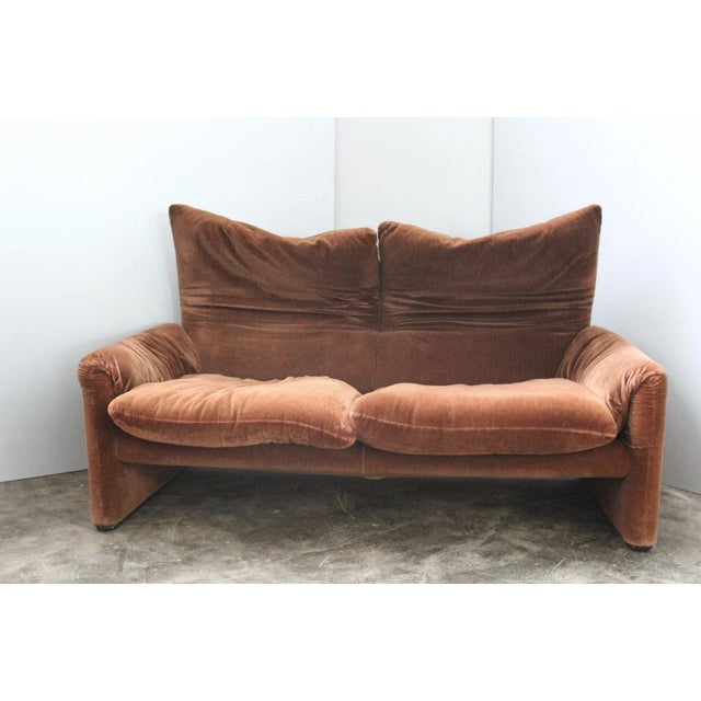 Brown Velvet Maralunga Sofa by Vico Magistretti for Cassina, Italy, 1979 For Sale - Image 9 of 10