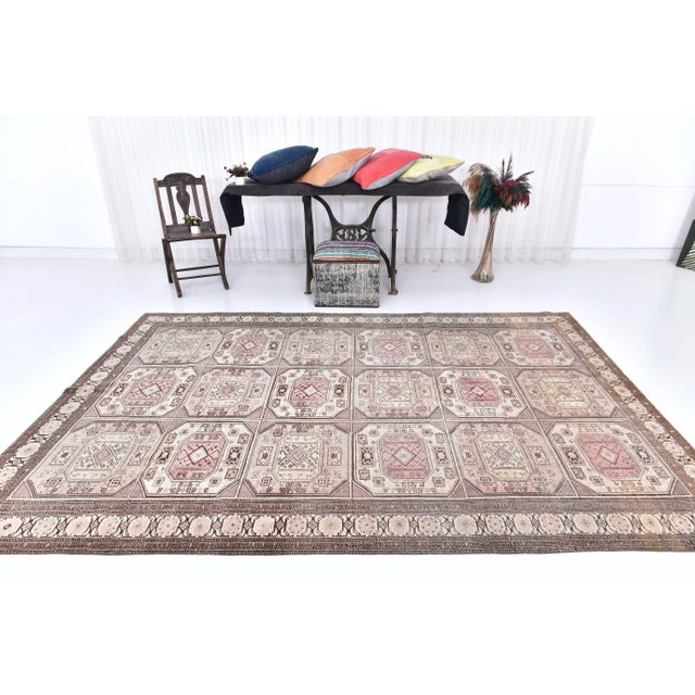 Large Vintage Turkish Rug in Wool For Sale - Image 4 of 12