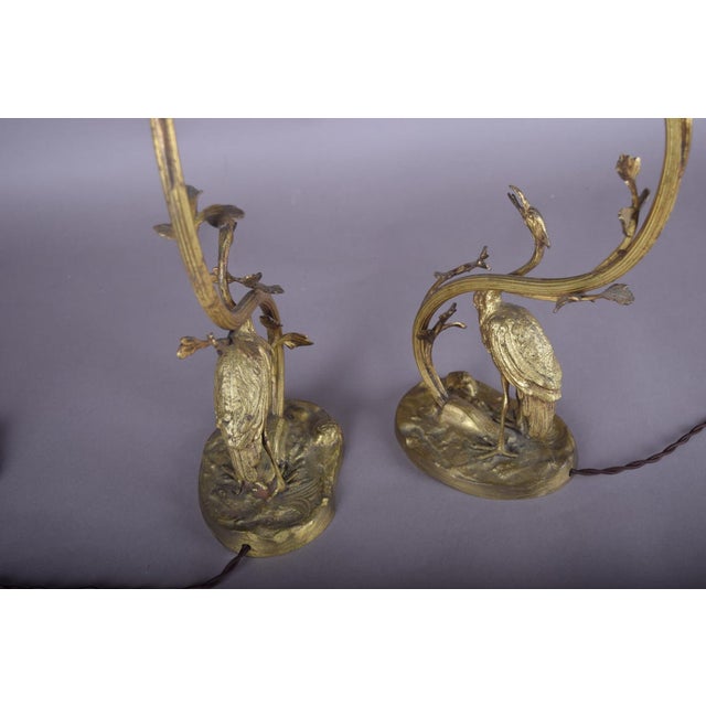 Hollywood Regency Art Deco Gilt Bronze Sculpted Crane Table Lamps with Branch and Leaf Stems, Europe, 1930s, Set of 2 For Sale - Image 3 of 17
