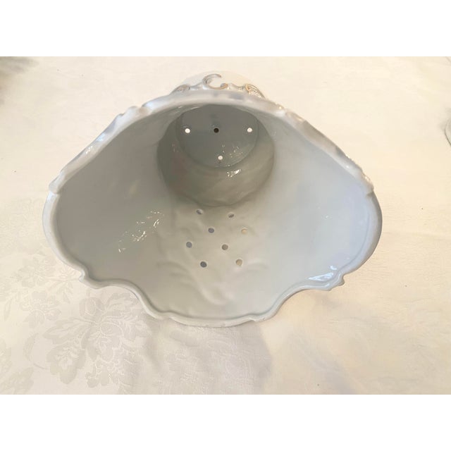 Ceramic Porcelain Noble Woman Holding Basket of Fruits Table Boudoir Lamp Vintage Excellent Condition For Sale - Image 7 of 14