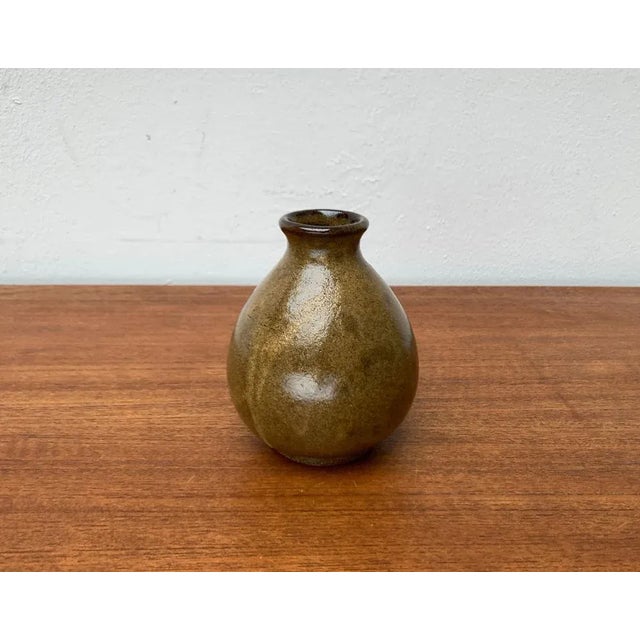 Mid-Century German Minimalist Studio Pottery Vase by Gudrun Friedrich, Rügen For Sale - Image 10 of 13