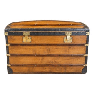 19th Century Domed Travel Trunk in Wood, Brass, and Leather For Sale
