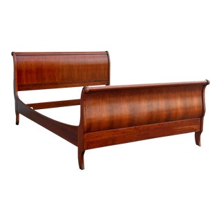 Ethan Allen Medallion Collection Cherry Sleigh Bed - Queen Size For Sale