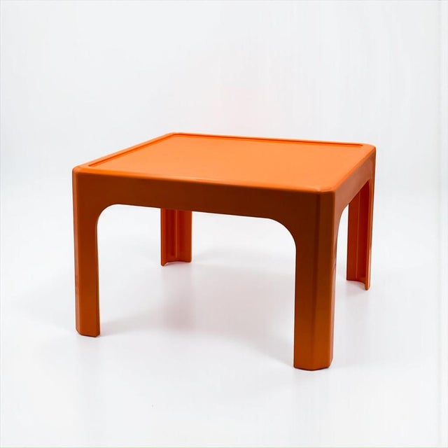 French Model 1872 Low Table in Orange Plastic by Gilac, 1970s For Sale - Image 18 of 18