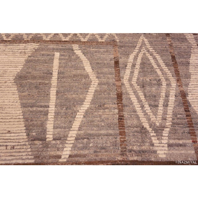 Nazmiyal Collection Earthy Neutral Grey Cream Brown Tribal Geometric Design Modern Area Rug For Sale - Image 4 of 6