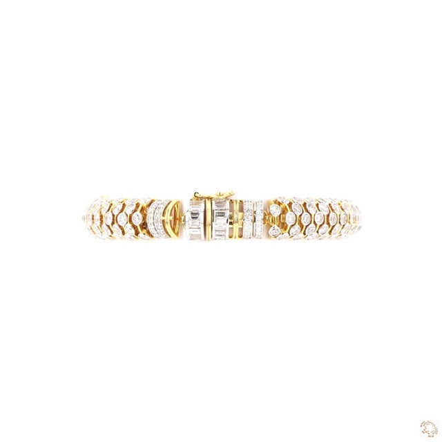 Early 21st Century 11.95 Carat Round Brilliant Cut Diamond Gold Bracelet For Sale - Image 5 of 8