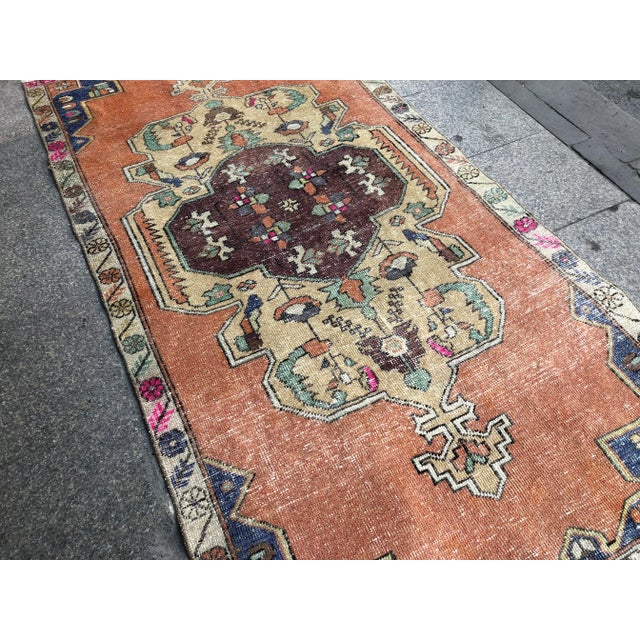 Turkish Oushak Peach Wool Rug - 4′1″ × 7′8″ For Sale - Image 9 of 11