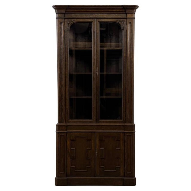 20th Century Jacobean Oak Corner Cabinet Vitrine For Sale - Image 3 of 6