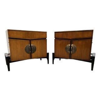 Mid 20th Century Pair of Helen Hobey Walnut Nightstands by Baker Furniture, Attributed For Sale