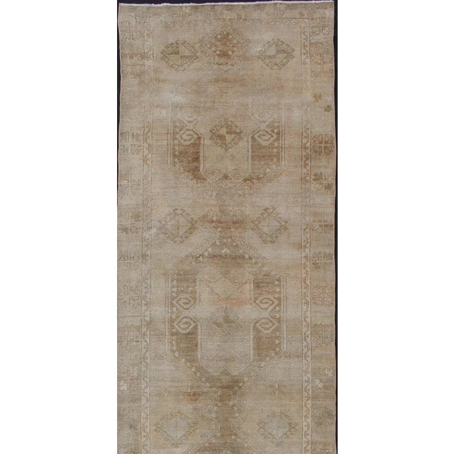 tan, sand, taupe and light brown. Keivan Woven Arts / rug country of origin / type: Turkey / Kars, circa 1940. Turkish...