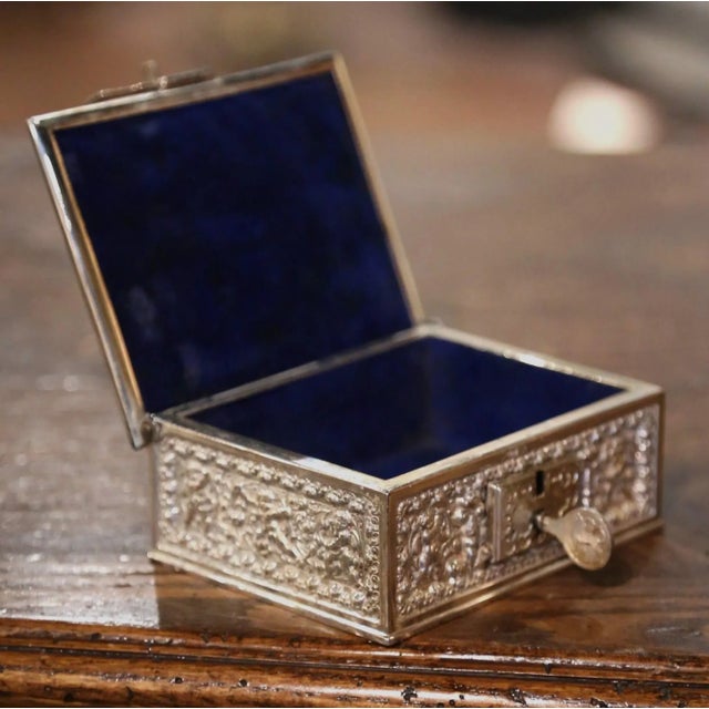 Late 19th Century 19th Century French Napoleon III Silver-Plated Copper Jewelry Box For Sale - Image 5 of 11