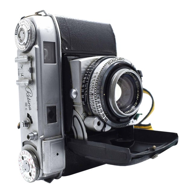Vintage German Kodak Retina IIIc Folding Rangefinder Camera With Schneider-Kreuznach Retina Lens For Sale