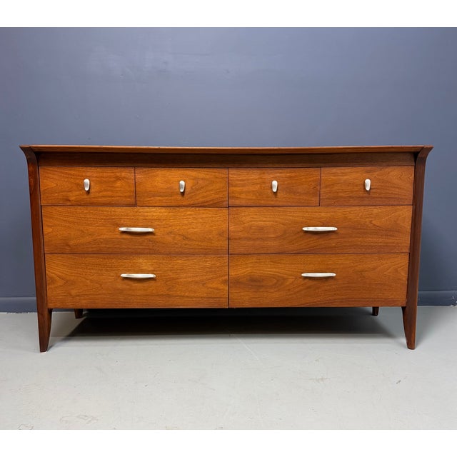 Mid-Century Modern 1950s John Van Koert for Drexel Profile K4 Low Dresser Mid Century For Sale - Image 3 of 15