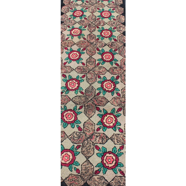 Keivan Woven Arts - American Hooked Floral Runner. Floral antique American hooked rug with flower designs, rug , country...