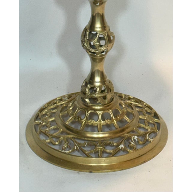 Mid-20th Century French Style Reticulated Brass & Carrara Marble Drinks Table For Sale In Mobile - Image 6 of 10