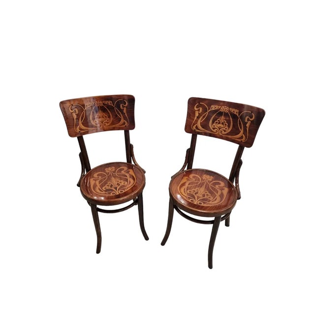 Set of Art Nouveau Bentwood Chairs with Intricate Flower Motif from Thonet, 1900s For Sale - Image 5 of 10