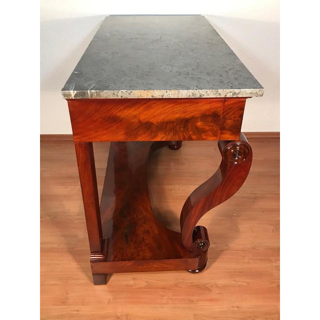 Early 19th Century French Restauration Mahogany Console Table, 1820s For Sale - Image 5 of 7